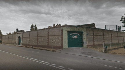 L'entrée de la prison d'Évreux, dans l'Eure. (GOOGLE STREET VIEW / FRANCEINFO)