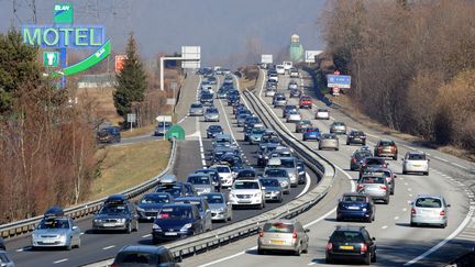 Transports : un chassé-croisé sous surveillance