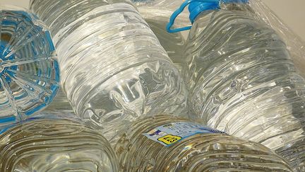 La France recycle en moyenne moins de 30% de ses emballages plastique, très loin de l'objectif de 65% fixé par Bruxelles pour 2025. (PATRICK LEFEVRE / MAXPPP)