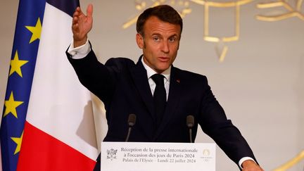 DIRECT. Interview d'Emmanuel Macron : suivez la soirée avec nous, à partir de 20 heures sur France 2 et franceinfo, à trois jours des JO