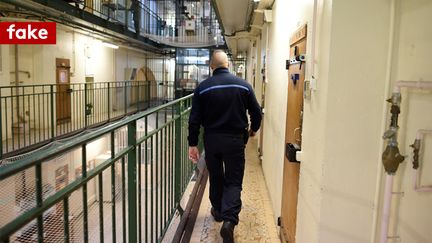 Gardien de prison à Fresnes (STEPHANE DE SAKUTIN / AFP)