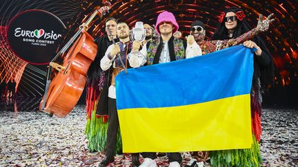 Le&nbsp;groupe ukrainien Kalush Orchestra vainqueur de l'Eurovision 2022, le 14 mai 2022 à Turin en Italie (MARCO BERTORELLO / AFP)