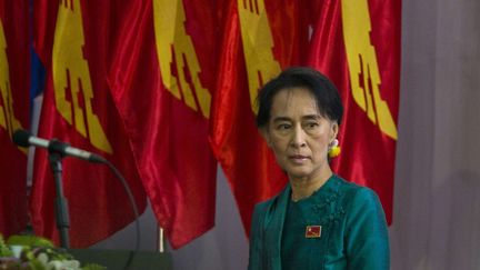 Aung San Suu Kyi au congr&egrave;s du parti d'opposition qu'elle dirige,&nbsp;&agrave; Rangoon en Birmanie, le 9 mars 2013.&nbsp; (GEMUNU AMARASINGHE / SIPA )