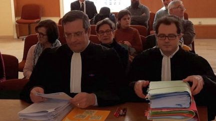 Jean Paillot (à gauche) et Jérôme Triomphe (à droite), avocats des parents de Vincent Lambert, le 21 janvier 2019. (PHILIPPE REY-GOREZ / FRANCE-BLEU CHAMPAGNE)