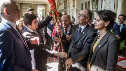 Mercredi 21 septembre, Najat Vallaud-Belkacem, ministre de l'Education, a rendu hommage à l'ancien résistant Jacques Decour dans le collège lycée du même nom à Paris.&nbsp; (CHRISTOPHE PETIT TESSON / MAXPPP)