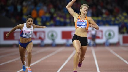 La N&eacute;erlandaise, Dafne Schippers, a domin&eacute; les &eacute;preuves de sprint de ces championnats d'Europe en d&eacute;crochant l'or sur 100m, puis 200m le 15 ao&ucirc;t 2014. (OLIVIER MORIN / AFP)