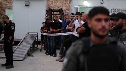 Des forces de sécurité israéliennes, le 8 juin 2023 à Yafia, en Israël. (AHMAD GHARABLI / AFP)