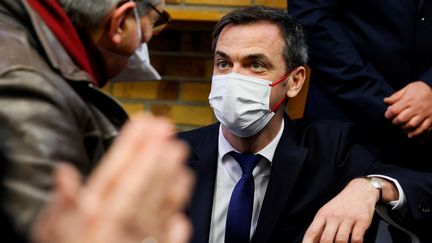 Le ministre de la Santé, Olivier Véran, le 8 février 2021, en Seine-et-Marne. (THOMAS SAMSON / POOL/AFP)