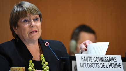 La cheffe de l'ONU pour les droits de l'Homme, Michelle Bachelet, entame mardi 24 mai une visite extrêmement attendue dans la région chinoise du Xinjiang, où Pékin est accusé de mener une répression féroce contre les musulmans ouïghours. (FABRICE COFFRINI / AFP)