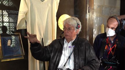 Jean-Jacques Annaud en tournage à Amiens le 28 mai 2021 (France 3 Picardie)