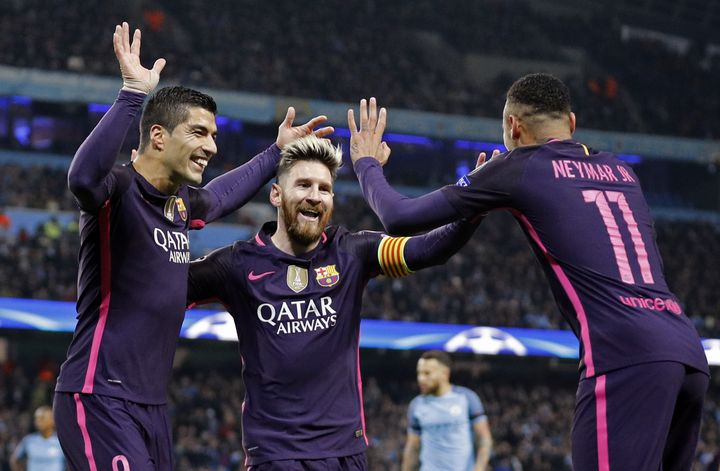 Luis Suarez, Lionel Messi et Neymar, le trio de l'attaque du Barça, lors d'un match de Ligue des champions à Manchester City, le 1er novembre 2016. (REUTERS)