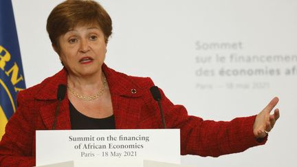 Conférence de presse de la Directrice générale du Fonds monétaire international (FMI), Kristalina Georgieva, à l'issue du Sommet sur le financement des économies africaines, à Paris, le 18 mai 2021. (LUDOVIC MARIN / POOL)