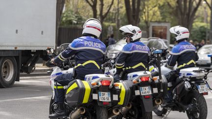 Des policiers à Marseille. Photo d'illustration. (SERGE TENANI / HANS LUCAS)