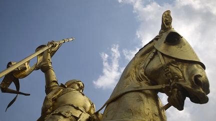La statue de Jeanne d'Arc, &agrave; Paris, dans le 1er arrondissement.&nbsp; (JOEL SAGET / AFP)