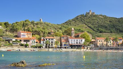 Une vue de Collioure (Pyrénées-Orientales) depuis la mer, le 14 septembre 2023. (SOBERKA RICHARD / HEMIS.FR / HEMIS.FR)