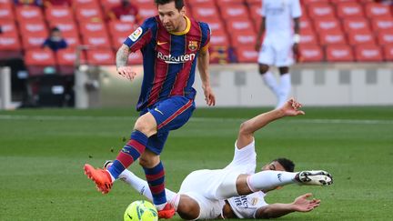 Lionel Messi rentre un peu plus dans la légende du Barça (LLUIS GENE / AFP)