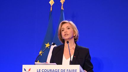 Valérie Pécresse, ex-candidate du parti Les Républicains (LR)&nbsp;à l'élection présidentielle, ici à Paris, le 10 avril 2022. (ALAIN JOCARD / AFP)