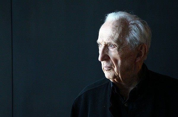 Pierre Soulages, l'inventeur de l'Outrenoir
 ( Alain ROBERT/Apercu/SIPA)