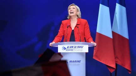 La candidate du Front national, Marine Le Pen, à Paris, le 17 avril 2017. (ALAIN JOCARD / AFP)