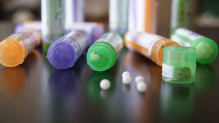 Le ministère de la Santé espagnol met en doute l'efficacité de l'homéopathie. (STÉPHANIE BERLU / RADIO FRANCE)