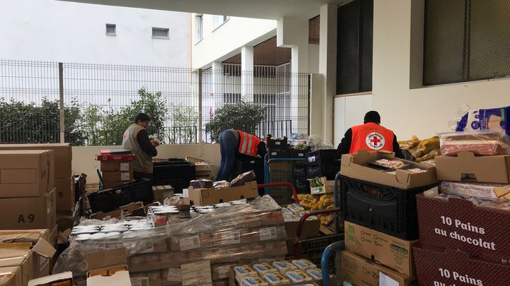 L'entrepôt d'Arcueil de la Banque Alimentaire de Paris - Ile-de-France, mars 2024. (CAMILLE MARIGAUX / RADIOFRANCE)