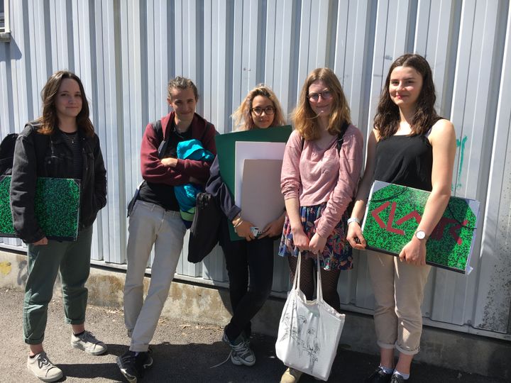 Des élèves de BTS design au lycée Raymond-Loewy, à La Souterraine (Creuse), le 13 avril 2017. (CAROLE BELINGARD / FRANCEINFO)