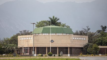 Vue générale du parlement swazi à Lobamba, la capitale de l'eSwatini, le&nbsp;22 avril 2018, 50 ans après l'indépendance de cette ancienne colonie britannique. (GIANLUIGI GUERCIA / AFP)