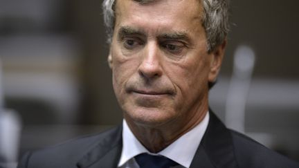 L'ancien ministre du Budget J&eacute;r&ocirc;me Cahuzac lors de son audition par la commission parlementaire qui enqu&ecirc;te sur le r&ocirc;le du gouvernement dans l'affaire qui porte son nom, &agrave; l'Assembl&eacute;e nationale, &agrave; Paris, le 23 juillet 2013. (MARTIN BUREAU / AFP)