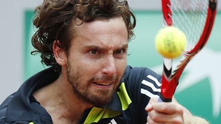 Ernests Gulbis s'est défait du piège Radek Stepanek (KENZO TRIBOUILLARD / AFP)