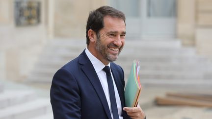 Christophe Castaner, porte-parole du gouvernement et secrétaire d'Etat chargé des Relations avec le Parlement, le 2 août 2017, à la sortie de l'Elysée. (MAXPPP)