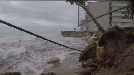 Floride : l'ouragan Nicole dévaste la côte (Capture d'écran franceinfo)