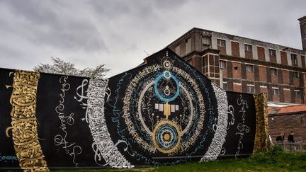 Graffiti du street artist Tarek Benaoum à Roubaix pour l'exposition de La Condition Publique
 (PHILIPPE HUGUEN / AFP)