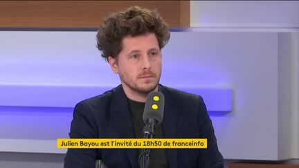 Julien Bayou, secrétaire national d’EELV était l'invité du 18H50 de franceinfo, ce vendredi 21 février. (FRANCEINFO / RADIOFRANCE)