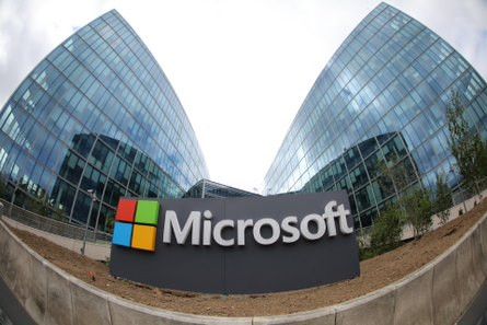 Le siège de Microsoft France, à Issy-les-Moulineaux, le 14 juin 2020. (PHOTOPQR / LE PARISIEN / Arnaud Journois // MaxPPP)