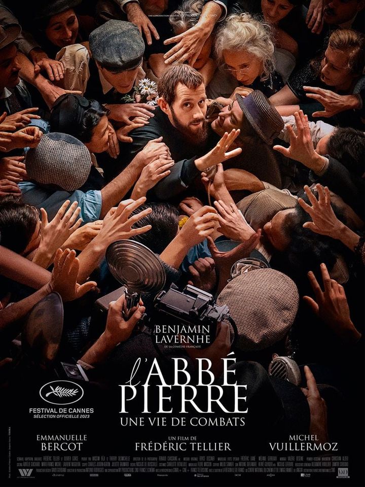 Affiche du film "L'Abbé Pierre : une vie de combats" de Frédéric Tellier, sortie le 8 novembre 2023. (WY PRODUCTIONS)