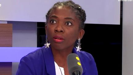 Danièle Obono, députée La France insoumise de Paris, était l'une des invités de Tout est politique, mercredi 1er novembre sur franceinfo. (FRANCEINFO / RADIOFRANCE)