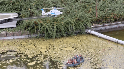 Une vidéo partagée par plusieurs internautes montre une animation du parc Mini-Europe de Bruxelles (CAPTURE ECRAN X)