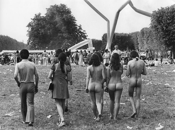 A la fête du Parti socialiste unifié (PSU) à Meudon (Hauts-de-Seine), en 1973. (LAURENCE BRUN / GAMMA-RAPHO)