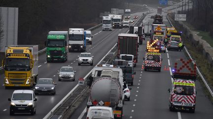 Accident sur l'A3 à Cessieu en Isère, le 18 janvier 2023.&nbsp; (MOURAD ALLILI / MAXPPP)