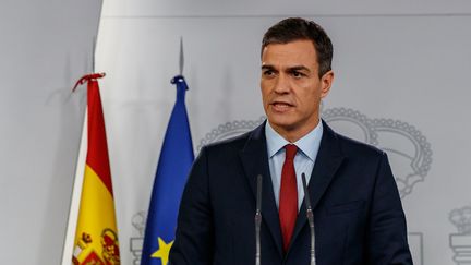 Le président du gouvernement espagnol, Pedro Sanchez, lors d'une déclaration télévisée, samedi 24 novembre 2018 à Madrid (Espagne). (STRINGER / AFP)