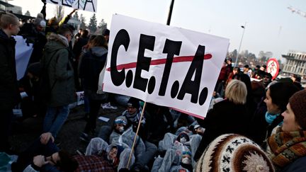 CETA : l'accord de libre-échange entre l'UE et le Canada soumis au vote au Parlement européen