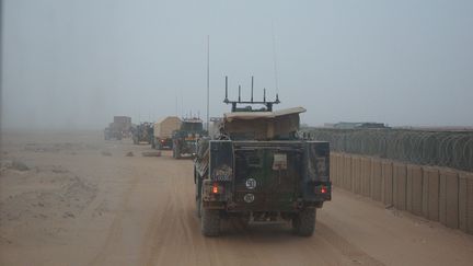 Deuxième jour de convoi. Départ du camp français d'Indelimane.&nbsp; (ERIC AUDRA / RADIO FRANCE)