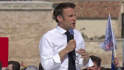 Présidentielle 2022 : en meeting à Marseille, Emmanuel Macron joue la carte écologique