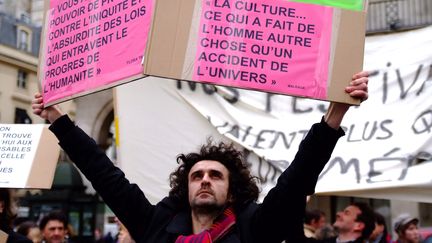 Lors d'une manifestation d'intermittents du spectacle, en f&eacute;vrier 2008. (  MAXPPP)