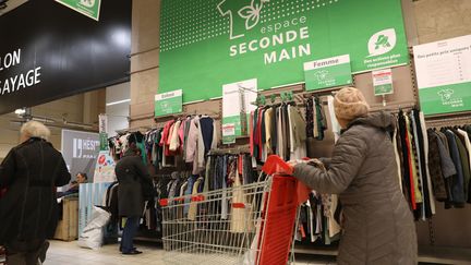 Le Marché De La Seconde Main En Pleine Expansion