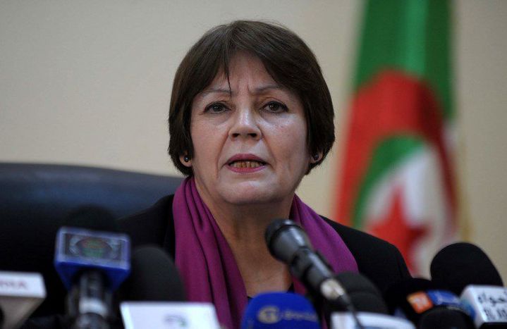 Nouria Benghebrit, la ministre de l'Education nationale algérienne, le 8 février 2015, à Alger. (AFP PHOTO / STR  STR / AFP)