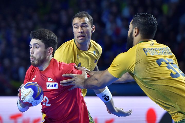 Remi Anri Doi lors du match face au Brésil, le 15 janvier à Nantes (Loire-Atlantique). (LOIC VENANCE / AFP)