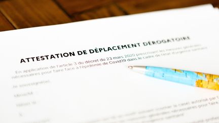 Attestation de déplacement : obligatoire au-delà du 1er décembre