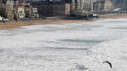 Une plage de Biarritz (Pyrénées-Atlantiques), le 6 avril 2017.&nbsp; (REUTERS)