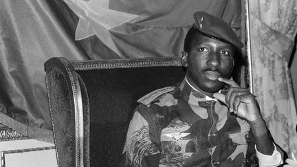 L'ancien président du Burkina Faso, Thomas Sankara, au cours d'une conférence de presse à Paris, le 7 Février 1986.  (Photo AFP/Pascal George)